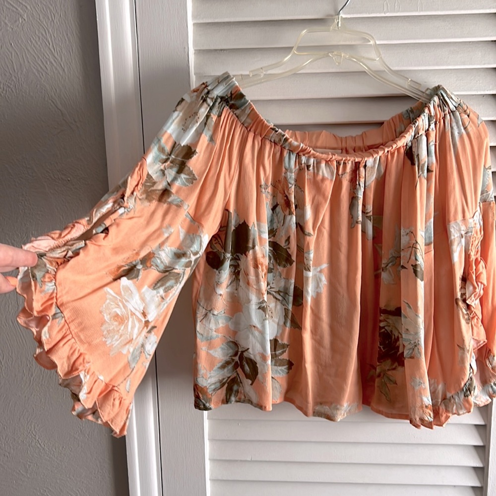 Off The Shoulder Floral Flowy Top